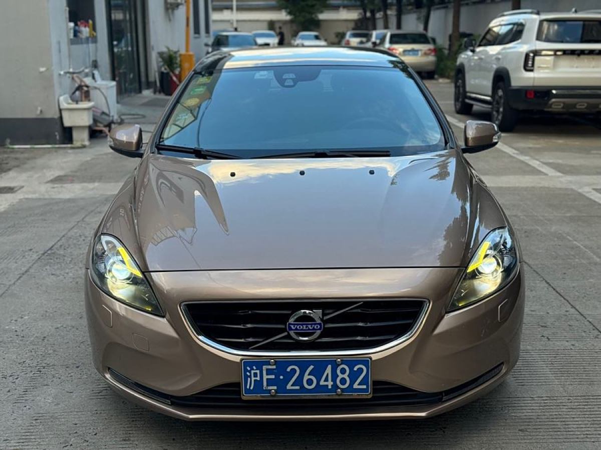 沃爾沃 V40  2015款 1.6T 智逸版圖片