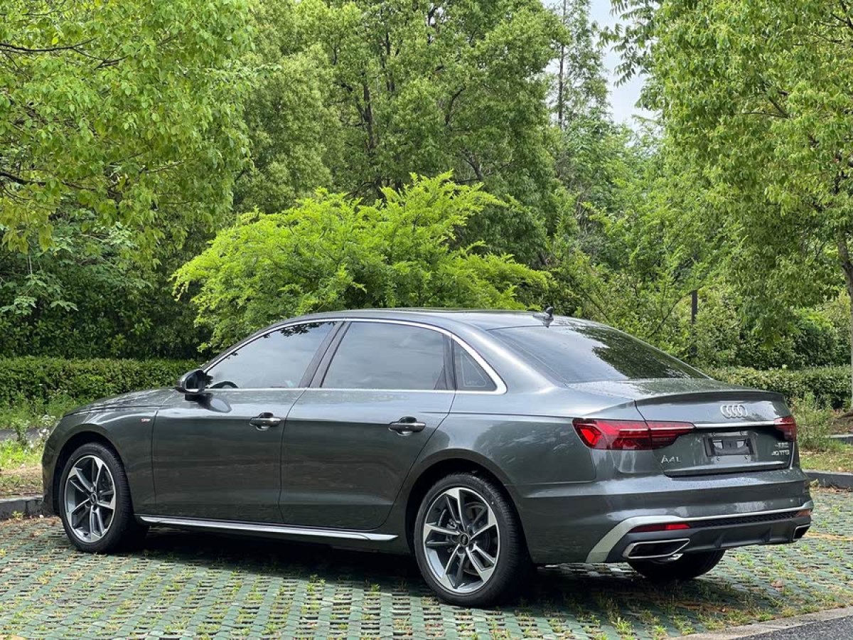 奧迪 奧迪A4L  2023款 40 TFSI 時尚動感型圖片