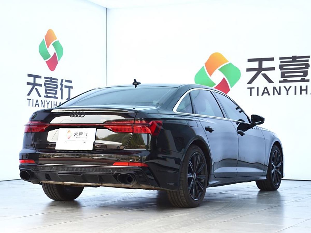 奧迪 奧迪A6L  2023款 改款 45 TFSI 臻選動(dòng)感型圖片