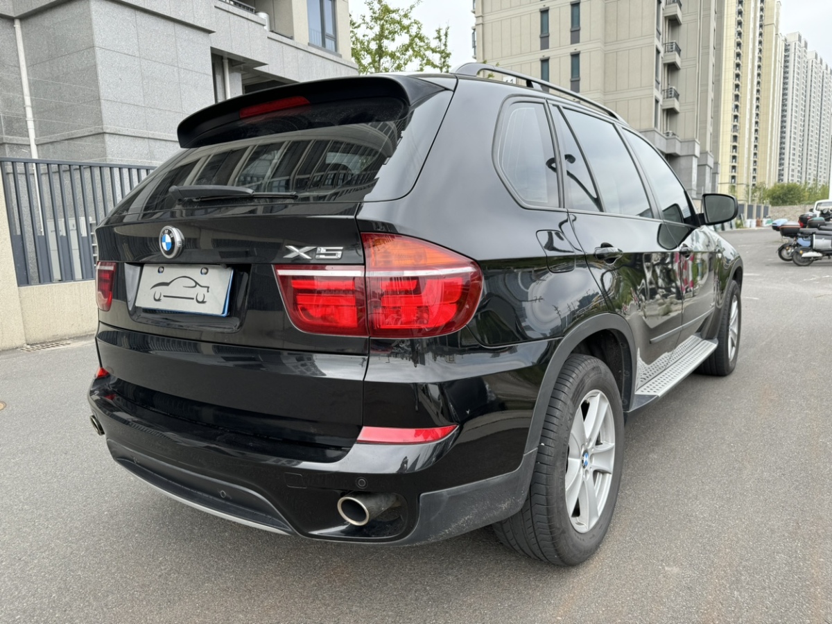 寶馬 寶馬X5  2011款 xDrive35i 領(lǐng)先型圖片