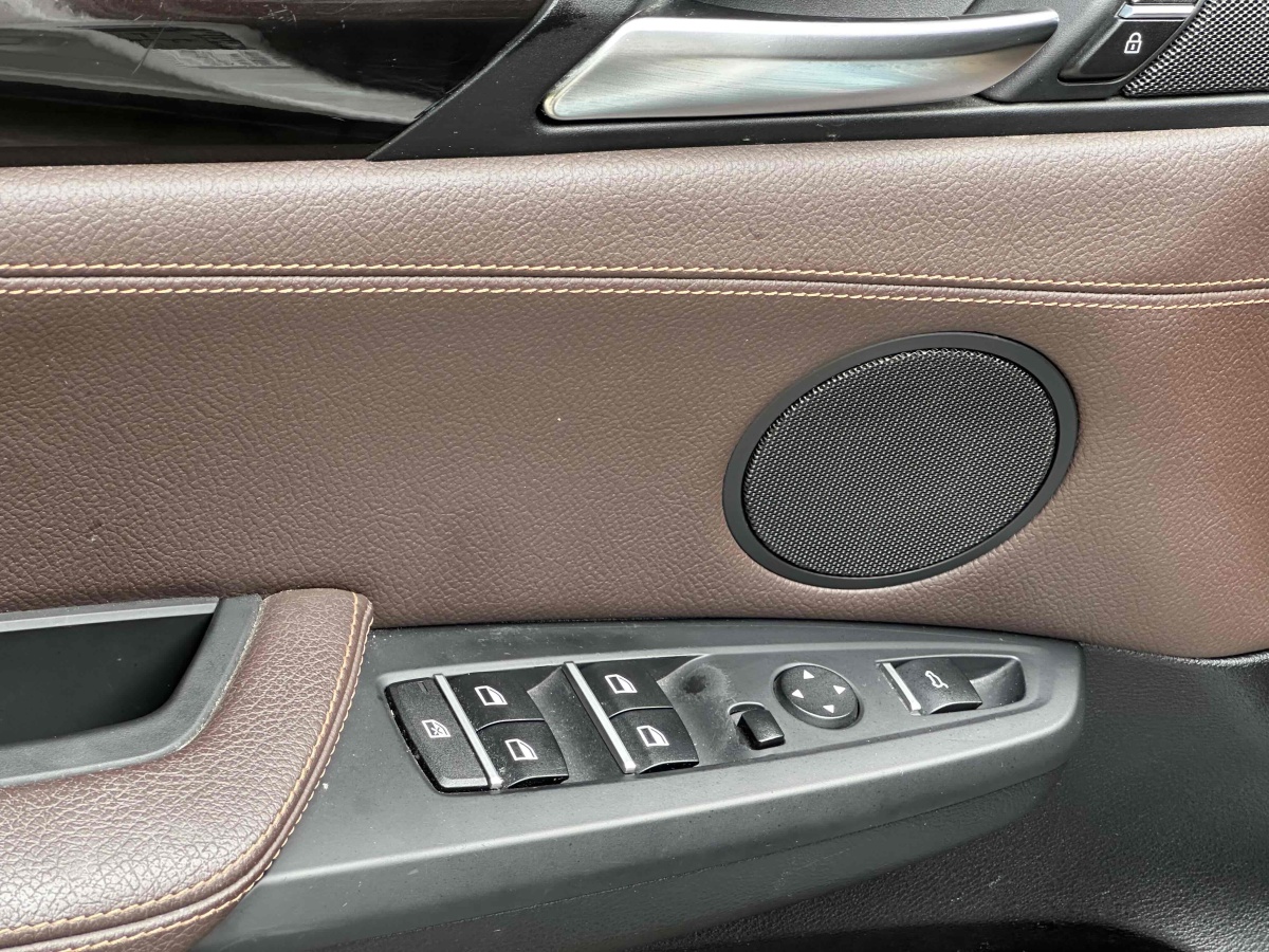 寶馬 寶馬X3  2014款 xDrive20i X設(shè)計(jì)套裝圖片