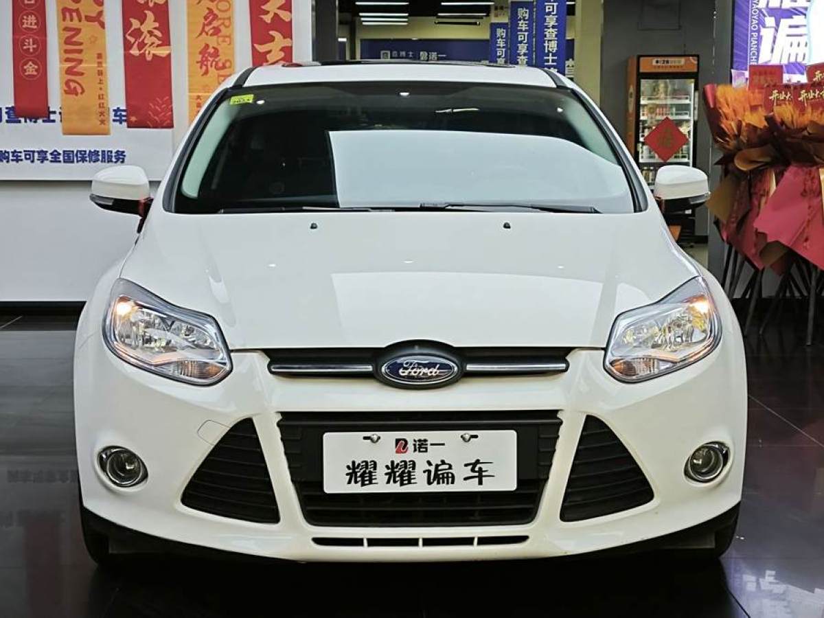 福特 ?？怂? 2012款 兩廂 1.6L 自動(dòng)風(fēng)尚型圖片