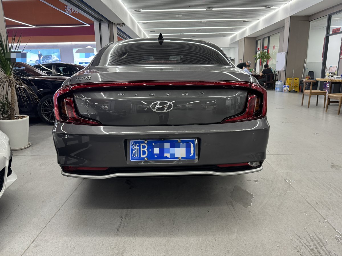 2021年2月现代 名图  2021款 1.8L CVT尊贵版LUX