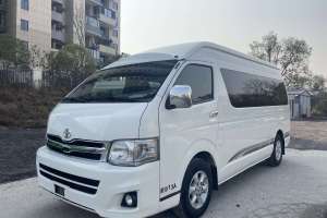 HIACE 豐田 2.7L自動豪華版13座