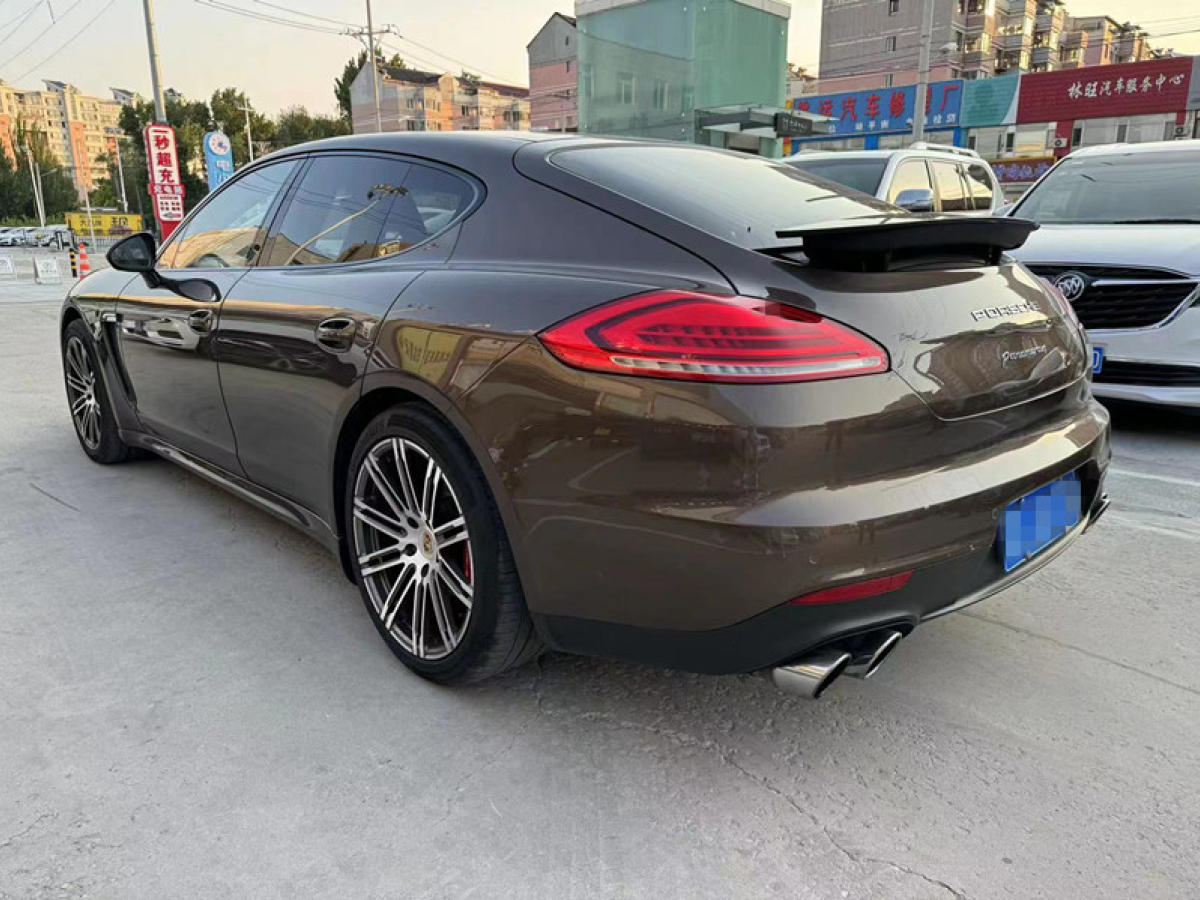 2015年7月保时捷 Panamera  2013款 4 Platinum Edition 3.6