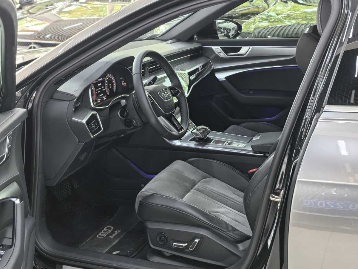奧迪 奧迪A6L  2024款 45 TFSI 臻選動感型圖片