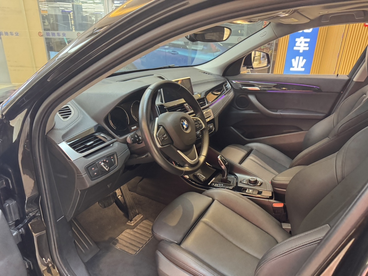 寶馬 寶馬X2  2019款  sDrive25i 領(lǐng)先型M越野套裝 國VI圖片
