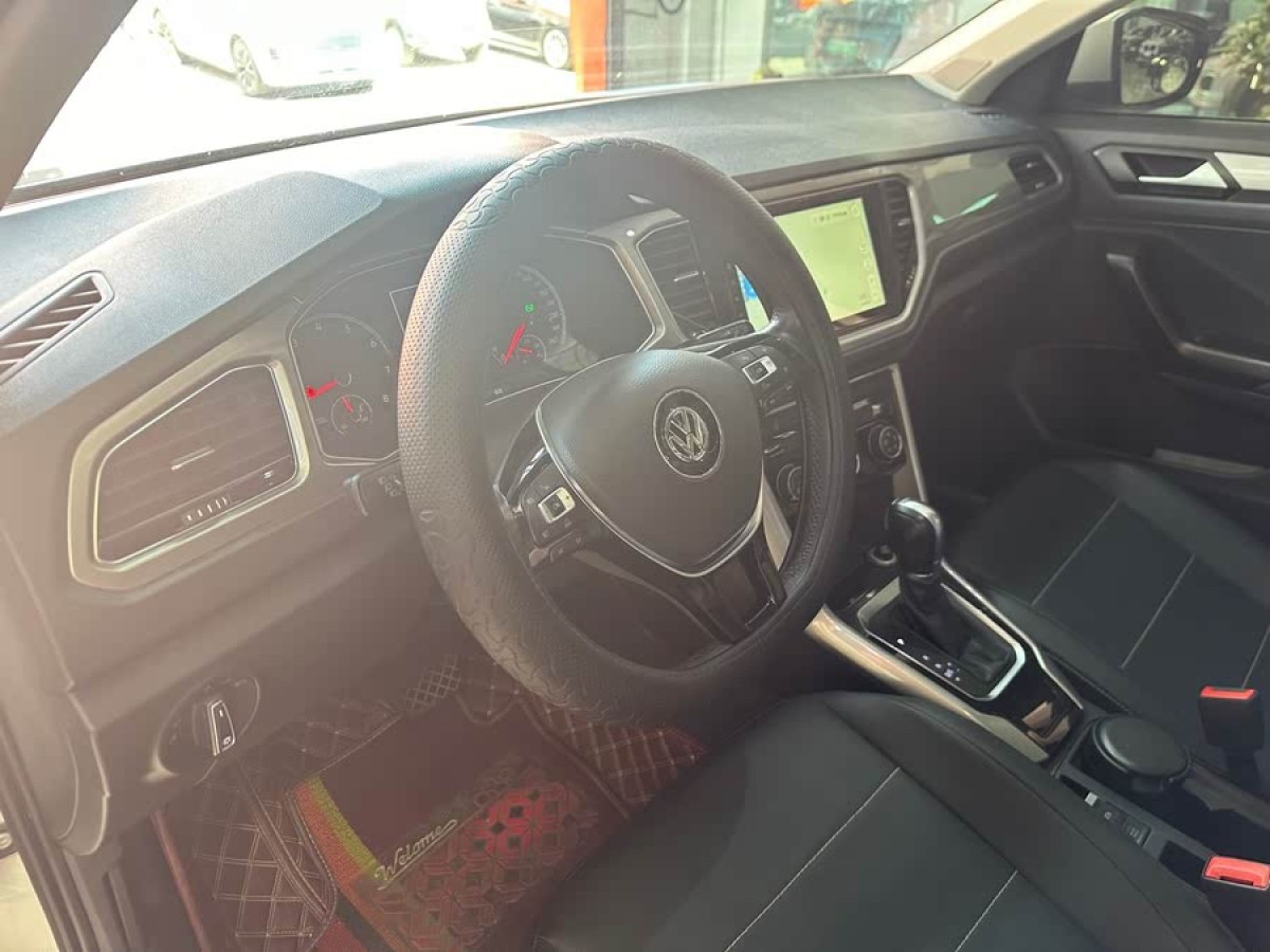 大眾 T-ROC探歌  2019款 230TSI DSG兩驅(qū)進(jìn)取型 國(guó)V圖片