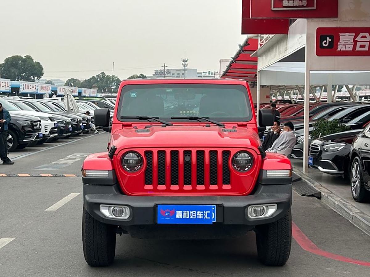 Jeep 牧馬人  2019款 2.0T Sahara 四門版 國(guó)VI圖片