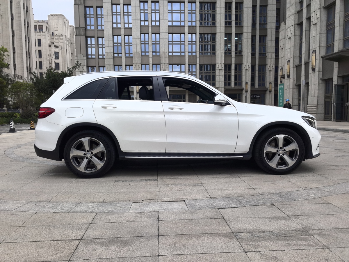 2016年12月奔馳 奔馳GLC  2017款 GLC 260 4MATIC 豪華型