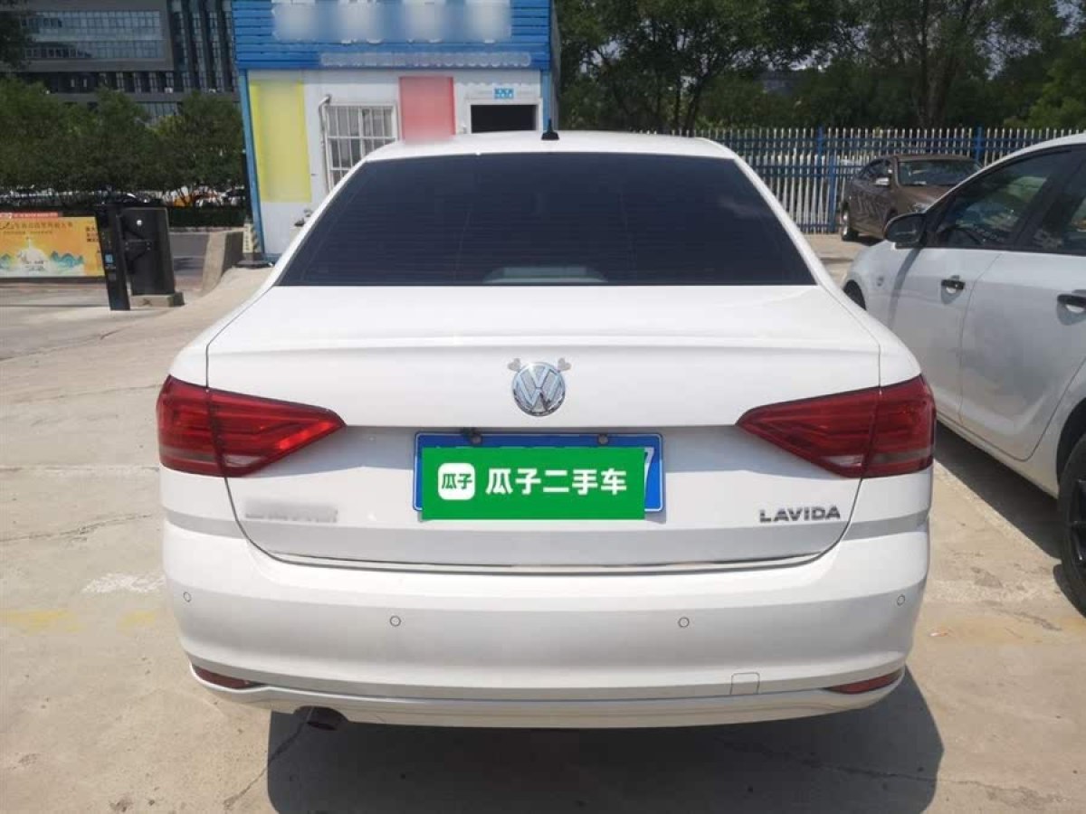 大眾 朗逸  2015款 1.6L 自動風(fēng)尚版圖片