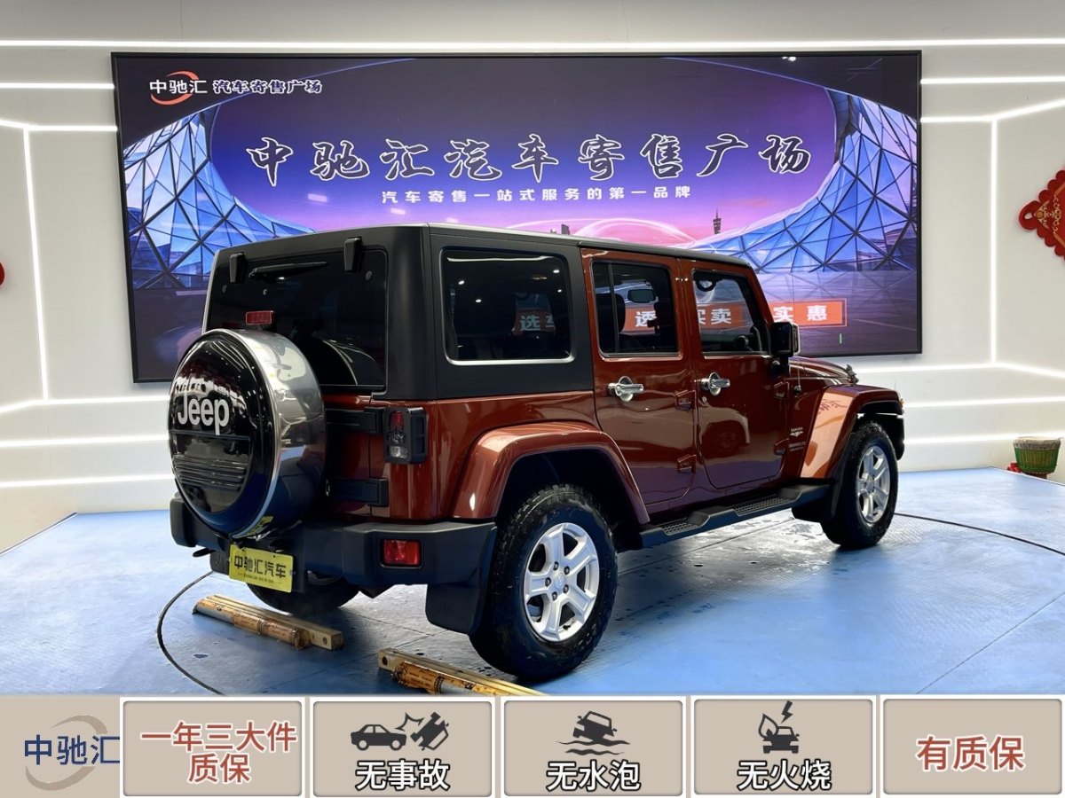 2014年4月Jeep 牧馬人  2014款 3.0L Sahara 四門版