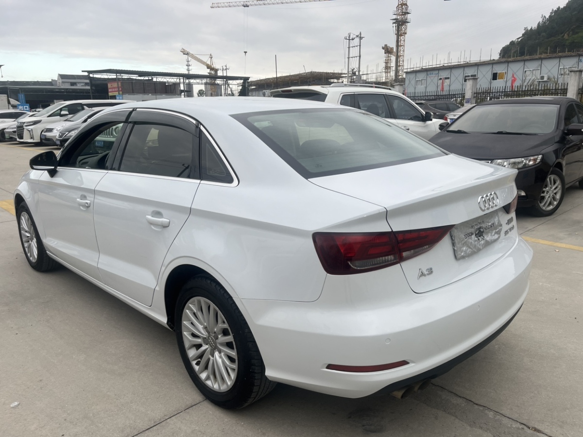 奧迪 奧迪A3  2015款 Sportback 35 TFSI 百萬紀(jì)念智領(lǐng)型圖片