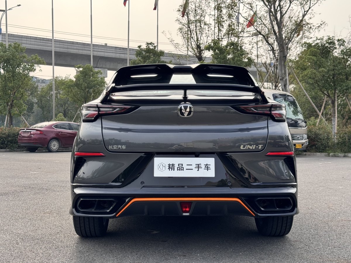 2023年2月長(zhǎng)安 UNI-T  2023款 第二代 1.5T 尊享型