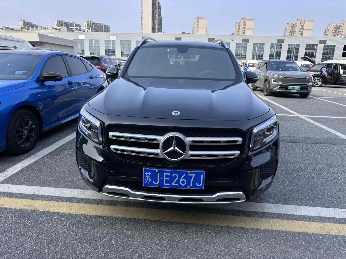 奔馳 奔馳GLB  2022款 改款 GLB 200 動感型圖片