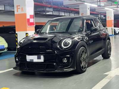 2019年5月 MINI MINI 1.5T COOPER 賽車手圖片