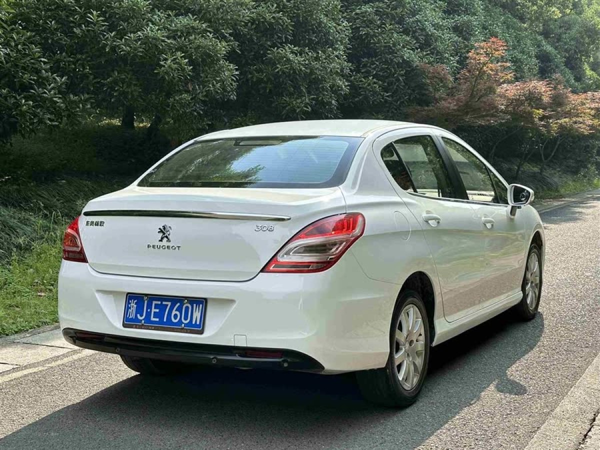 標(biāo)致 308  2013款 1.6L 自動(dòng)優(yōu)尚型圖片