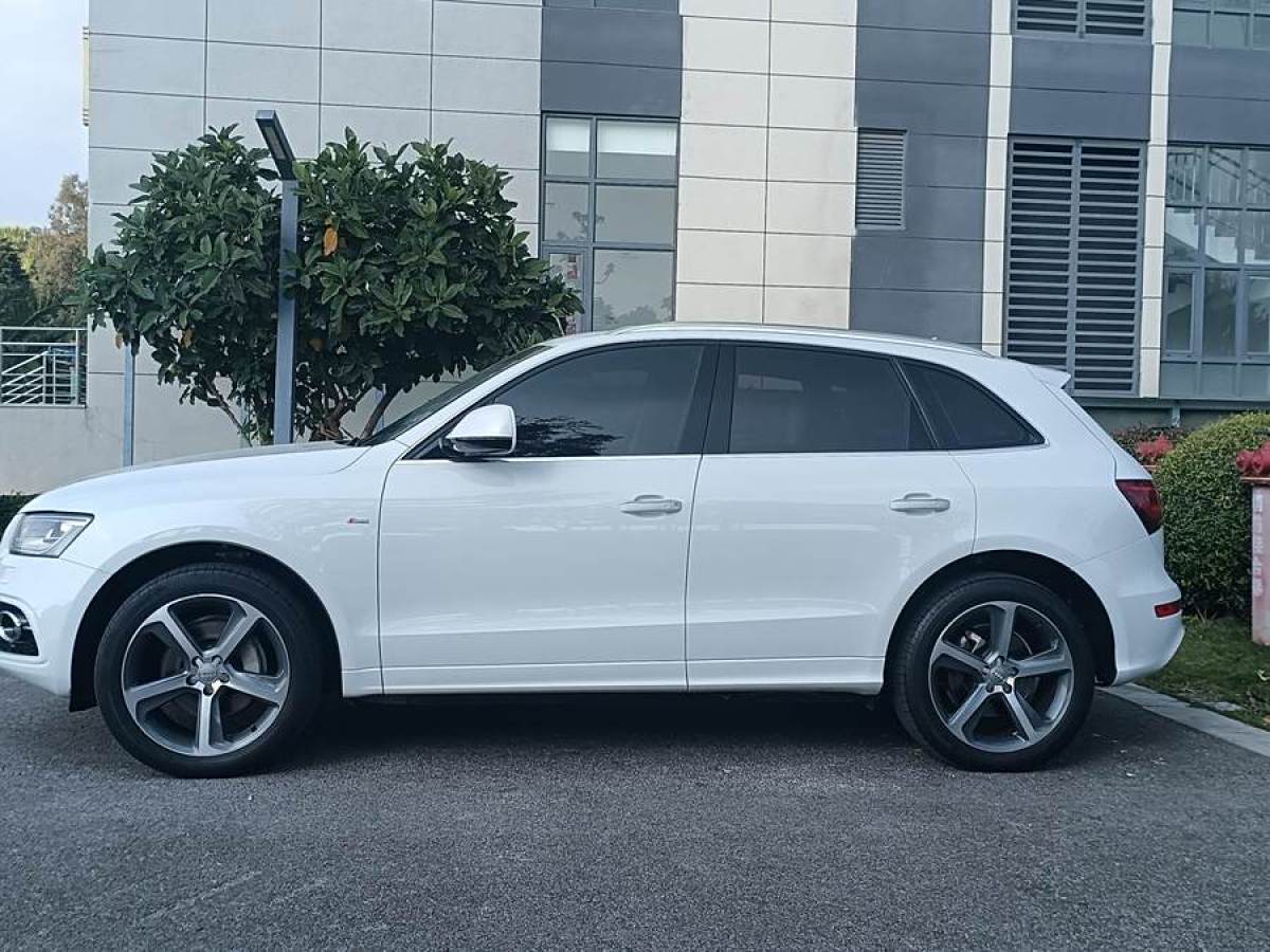 奧迪 奧迪Q5  2013款 45 TFSI quattro 運(yùn)動(dòng)型圖片