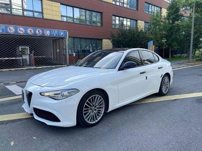 2017年8月 阿爾法·羅密歐 Giulia 2.0T 280HP 豪華運(yùn)動版圖片