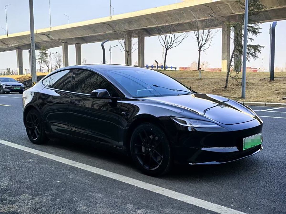 特斯拉 Model Y  2023款 后輪驅(qū)動(dòng)版圖片