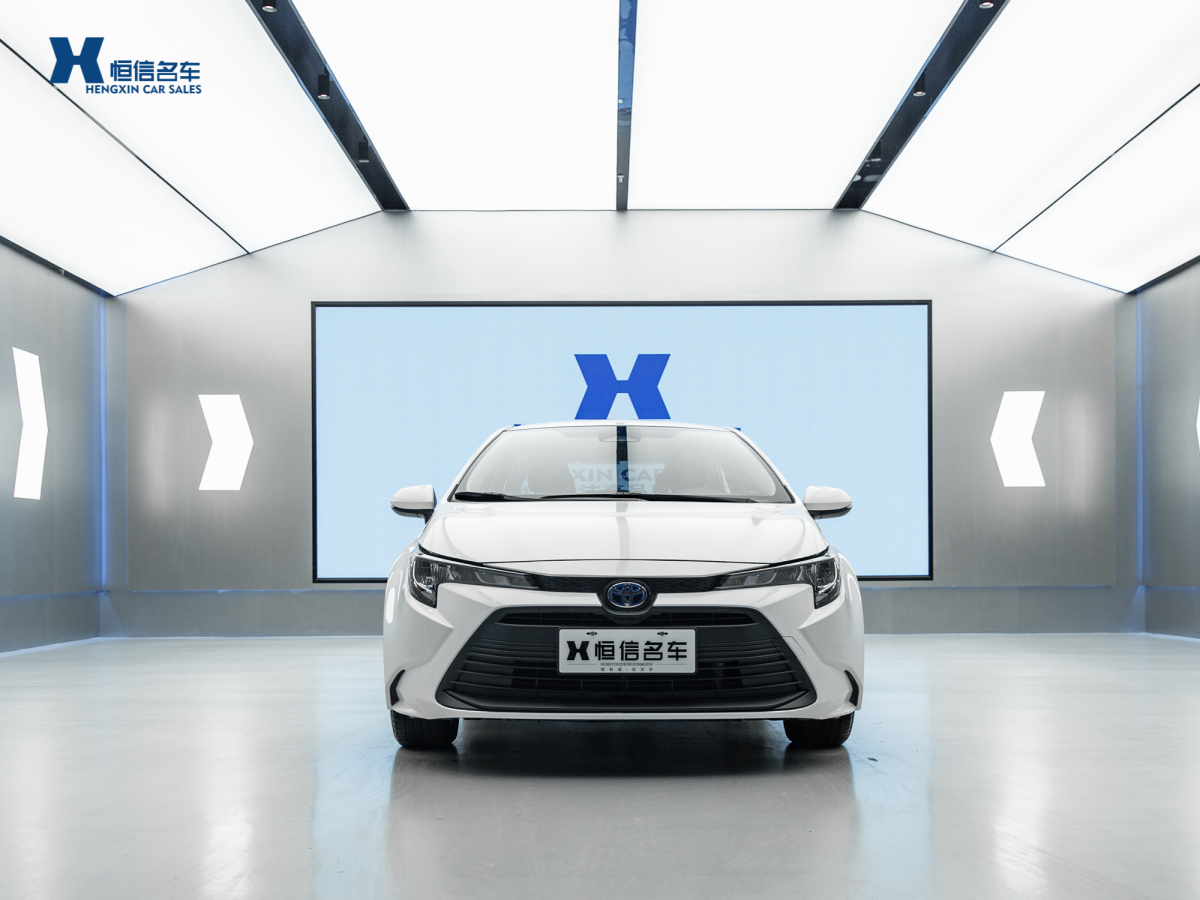 豐田 雷凌  2023款 智能電混雙擎 1.8L 領(lǐng)先版圖片