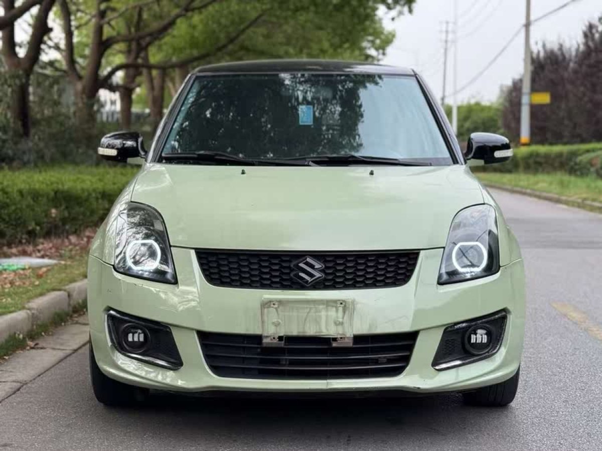 鈴木 雨燕  2015款 1.5L 手動限定版圖片