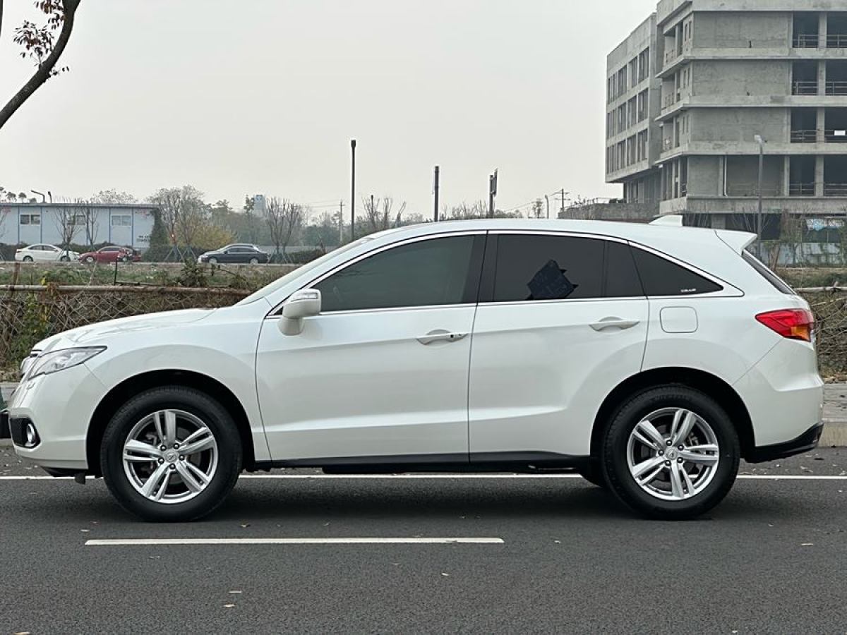 謳歌 RDX  2013款 3.0L 兩驅(qū)精英版圖片