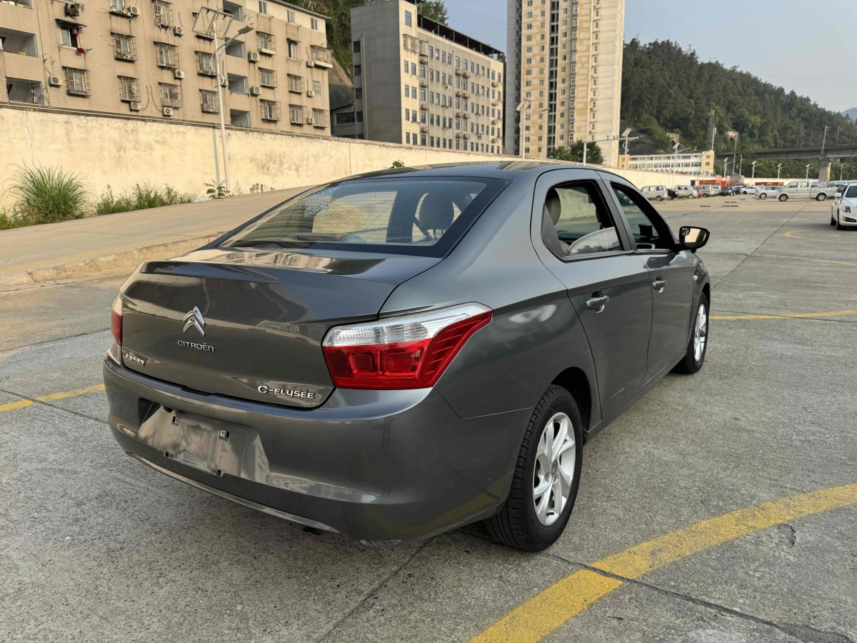 2015年10月雪鐵龍 愛麗舍  2014款 1.6L 自動豪華型