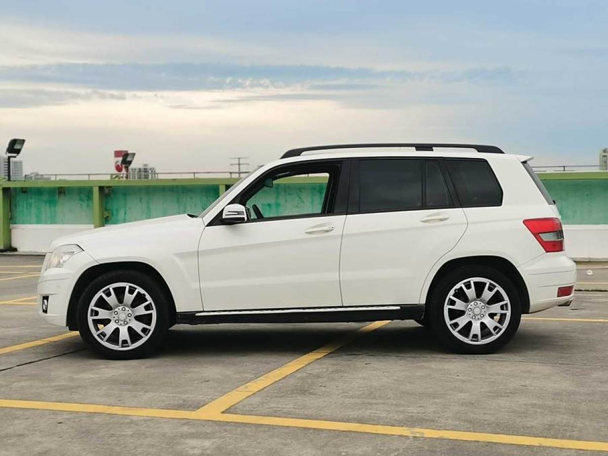 奔馳 奔馳GLK級  2011款 GLK 300 4MATIC 時尚型圖片