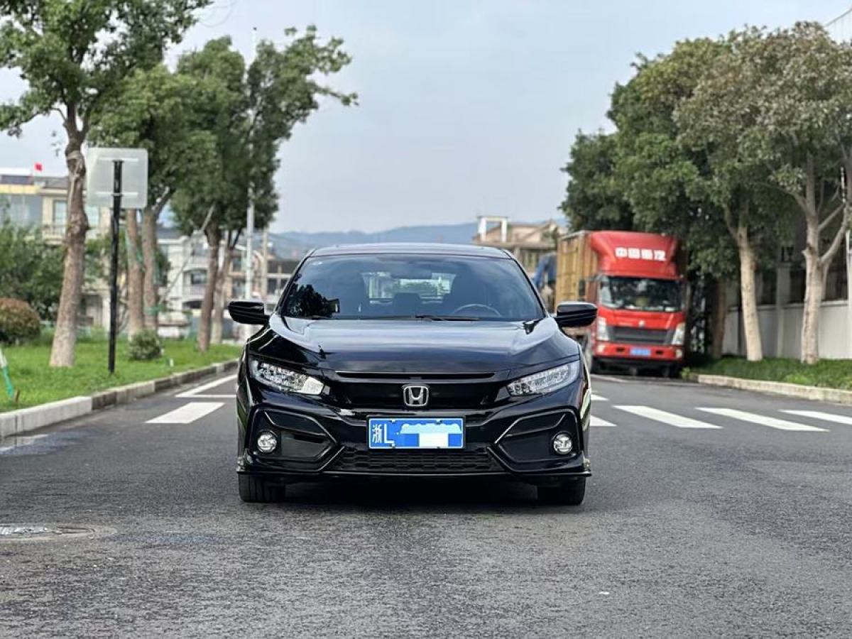 本田 思域  2021款 HATCHBACK 220TURBO CVT潮酷控圖片