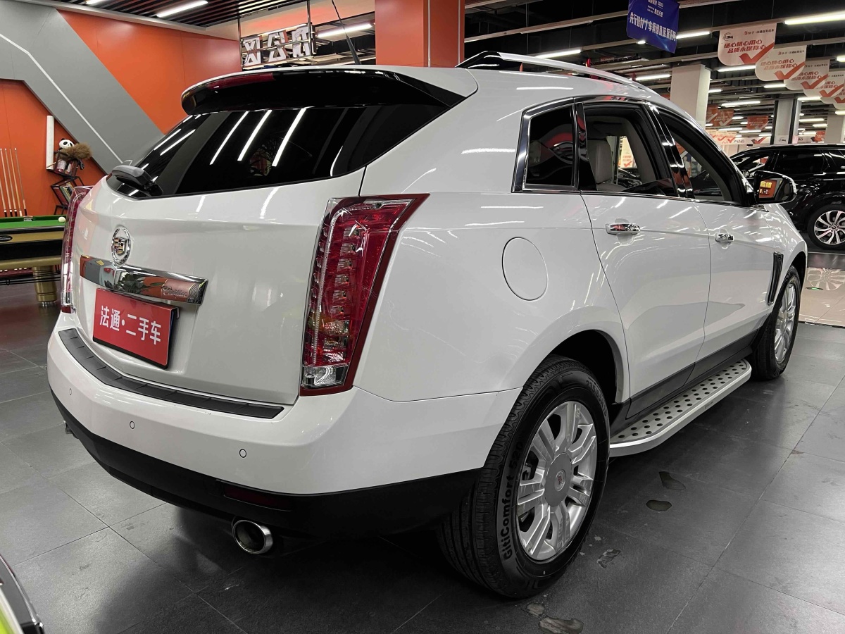 2014年11月凱迪拉克 SRX  2014款 3.0L 精英型