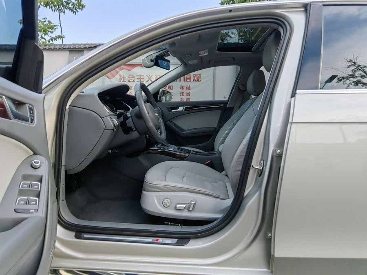 奧迪 奧迪A4L  2016款 35 TFSI 典藏版 S line舒適型圖片