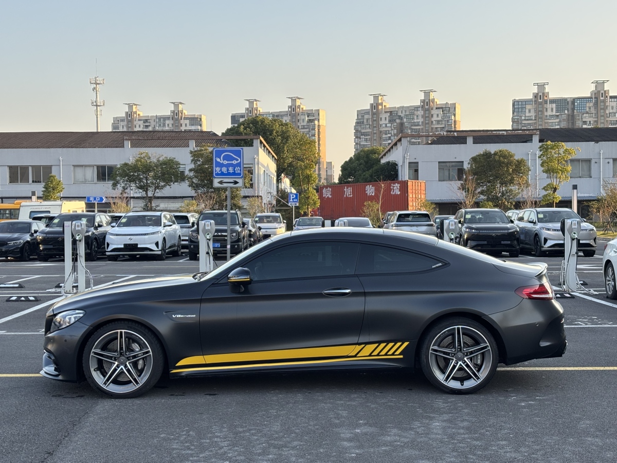 奔馳 奔馳C級AMG  2021款 AMG C 63 轎跑車圖片