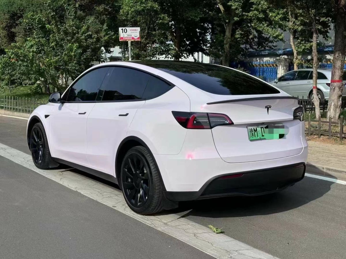 特斯拉 Model S  2023款 三电机全轮驱动 Plaid版图片