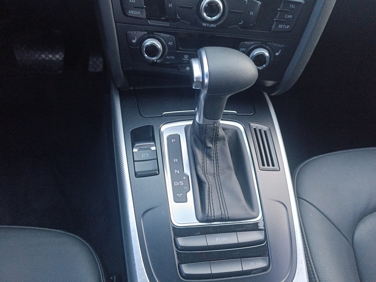 2014年7月奥迪 奥迪A4  2013款 40 TFSI allroad quattro 豪华型