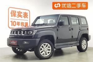 BJ40 北京 40L 2.0T 手動(dòng)四驅(qū)尊貴版