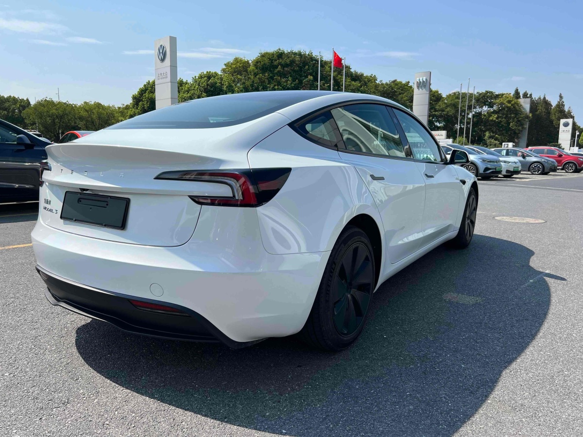 特斯拉 Model Y  2023款 煥新版 后輪驅(qū)動圖片