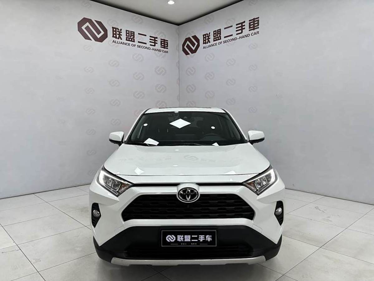 豐田 RAV4榮放  2021款 2.0L CVT四驅(qū)風(fēng)尚版圖片