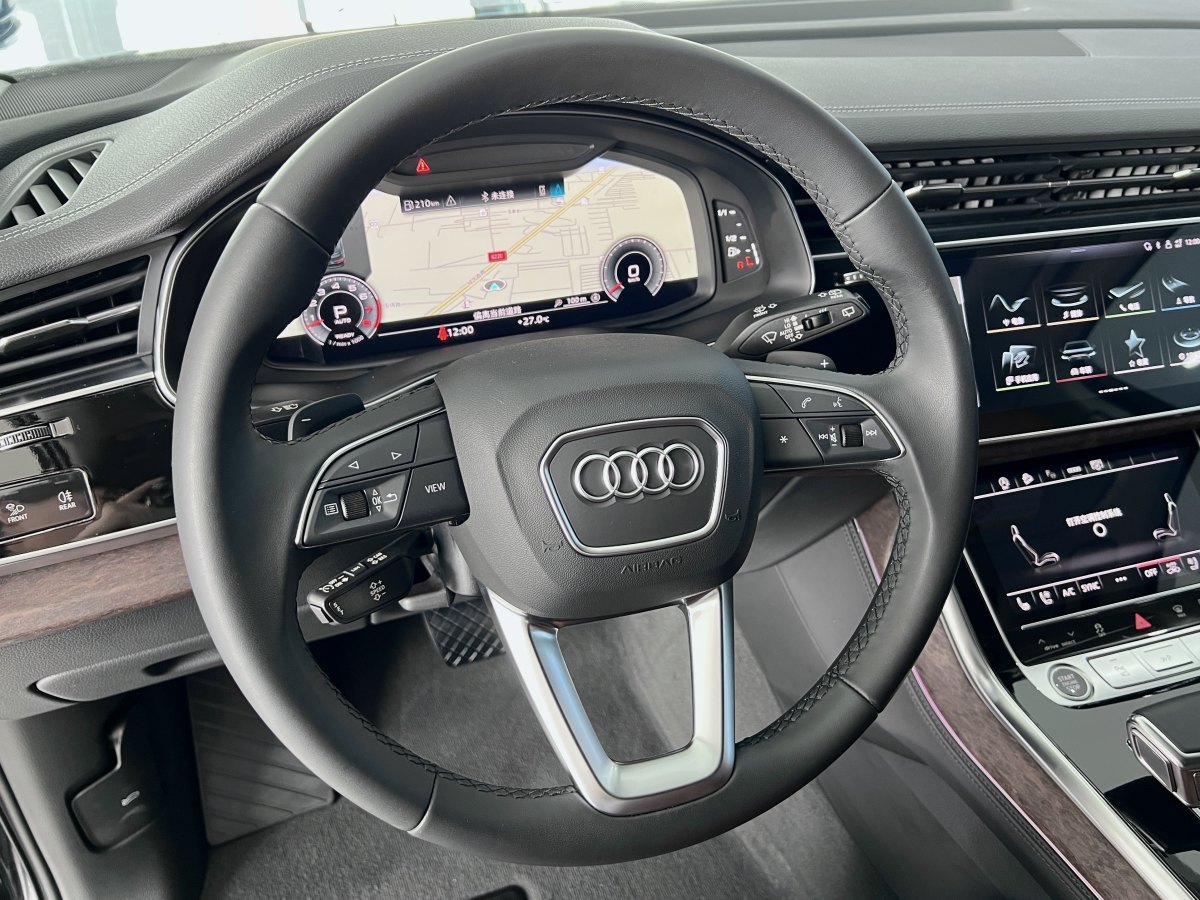 奧迪 奧迪Q7  2023款 55 TFSI quattro S line運(yùn)動型圖片