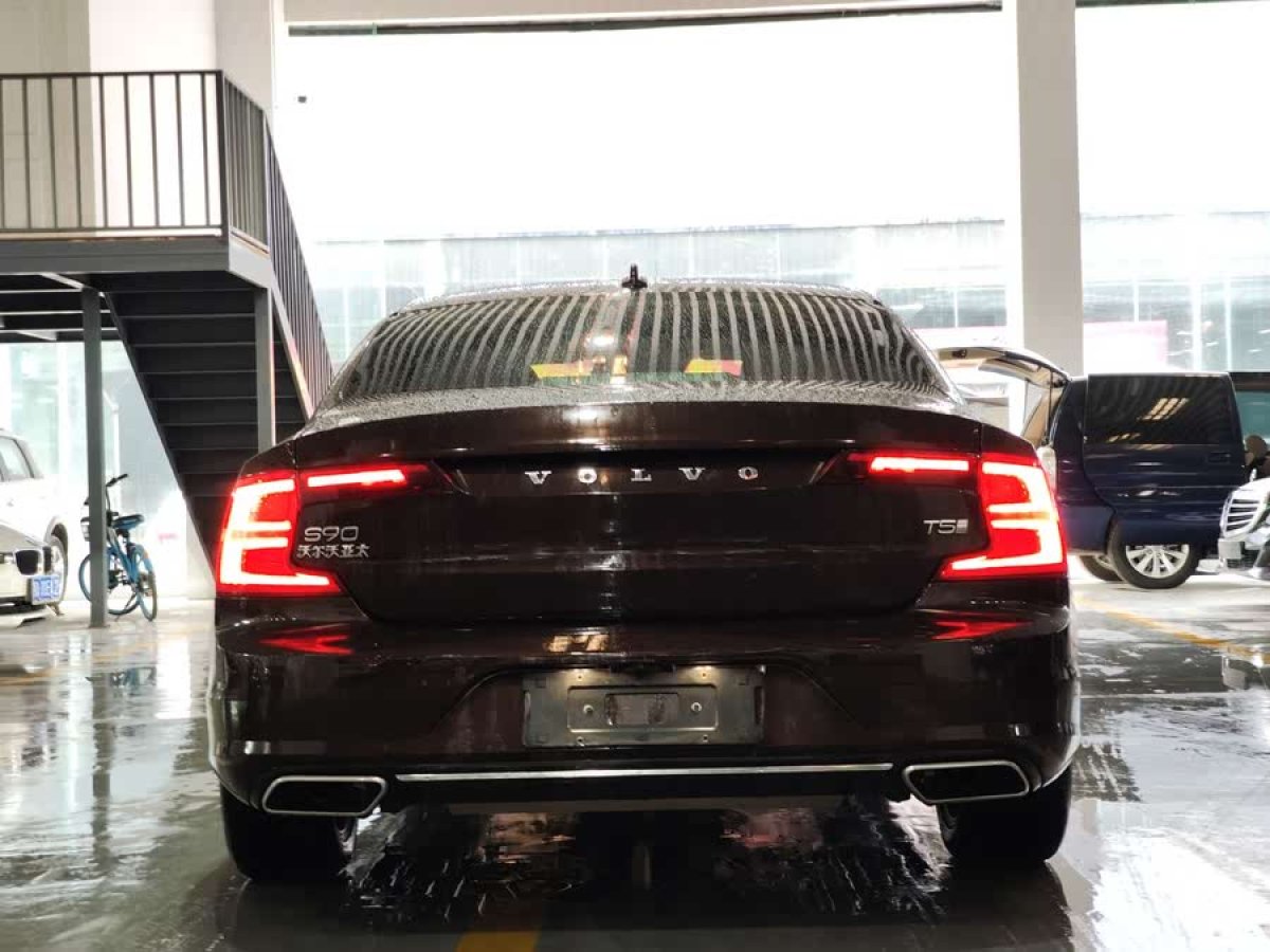 沃爾沃 S90  2020款 改款 T5 智逸豪華版圖片