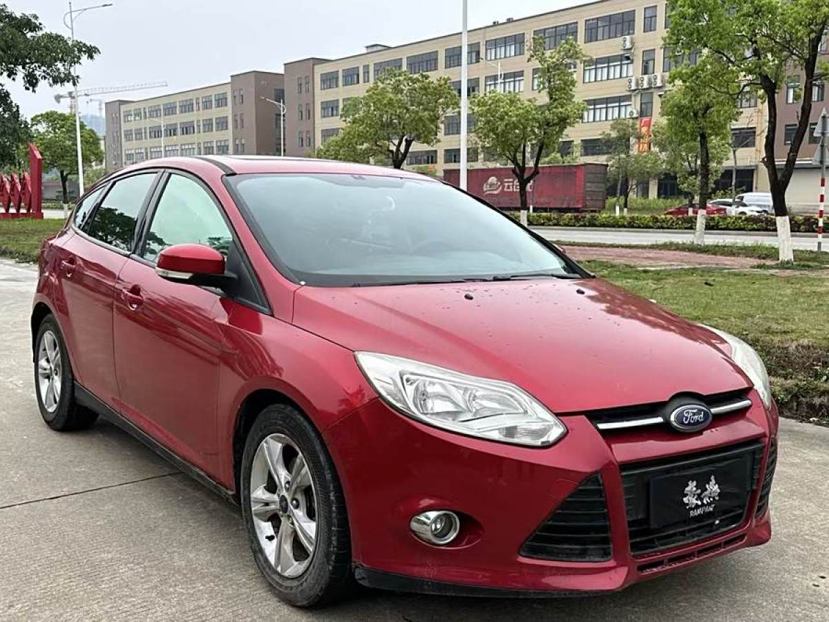 福特 福克斯  2012款 兩廂 1.6L 自動風尚型圖片