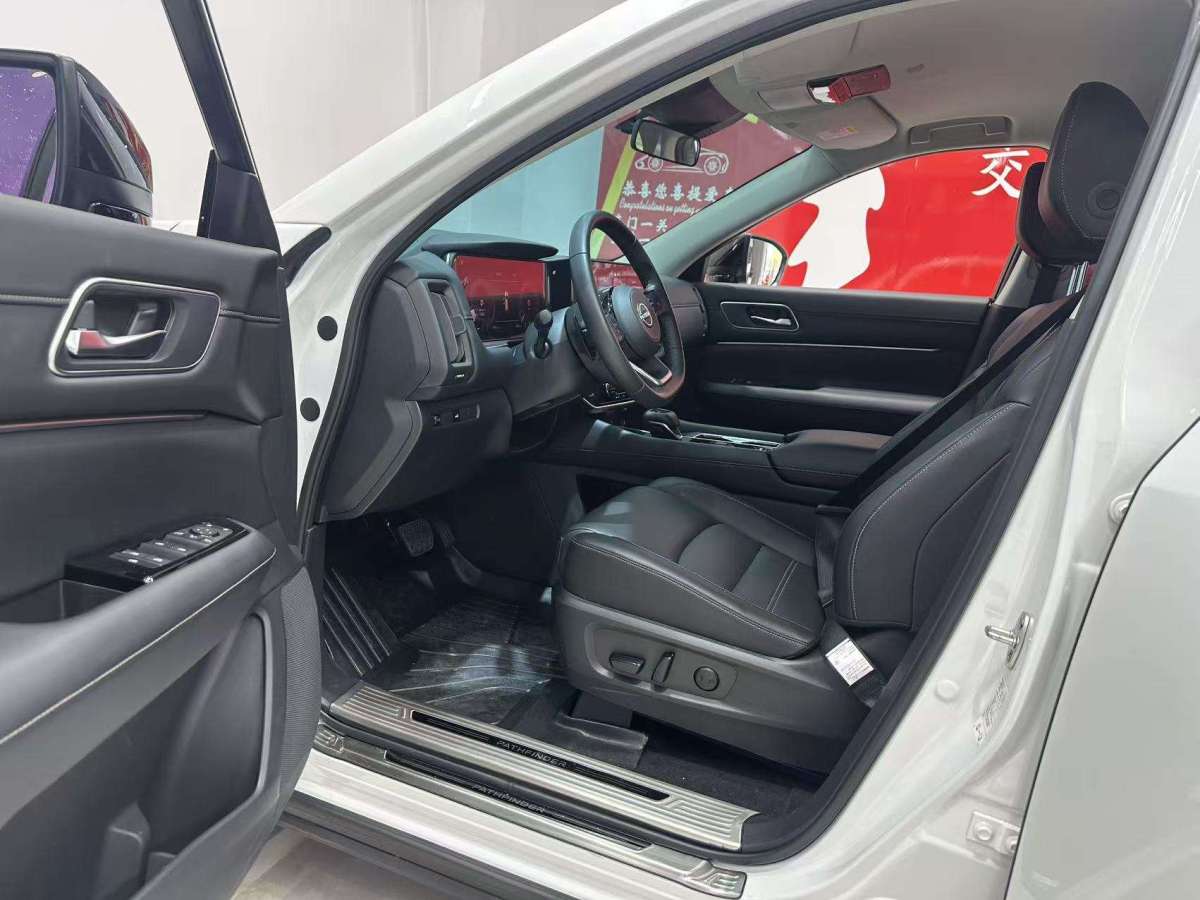 日產(chǎn) 探陸  2024款 380VC-TURBO 兩驅(qū)智尚版 7座圖片