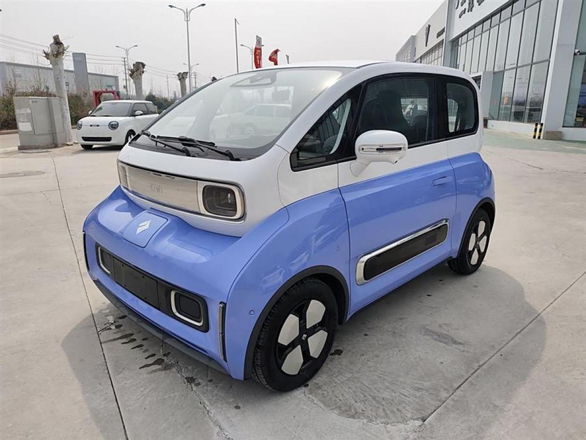 2024年12月寶駿 寶駿KiWi EV  2023款 大疆版 磷酸鐵鋰