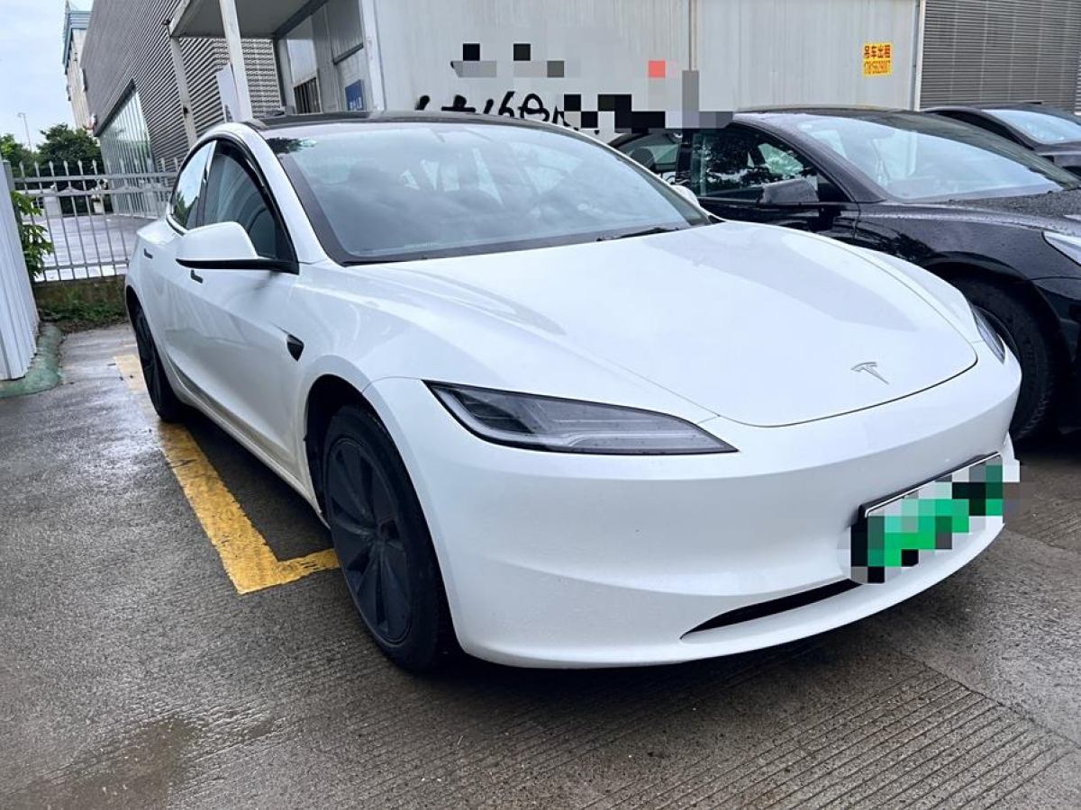 特斯拉 Model Y  2023款 后輪驅(qū)動版圖片