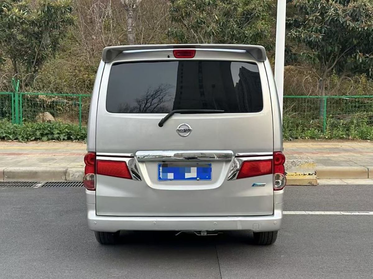 2016年9月日產(chǎn) NV200  2016款 改款 1.6L CVT豪華型