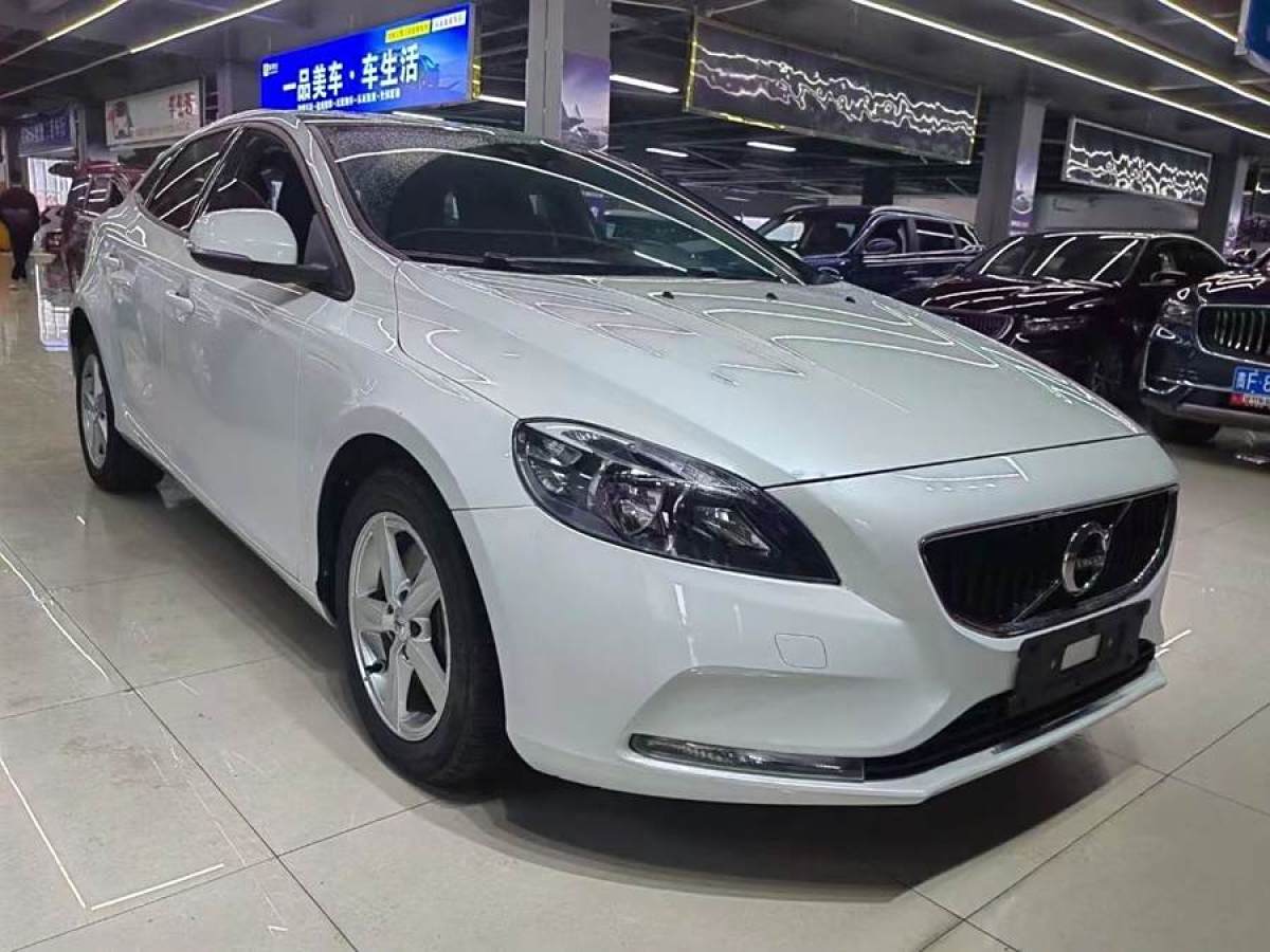 沃爾沃 V40  2015款 1.6T 智逸版圖片