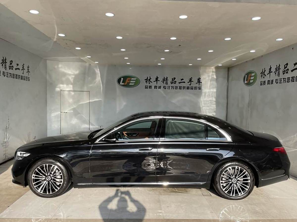 奔馳 奔馳S級新能源  2023款 改款 S 450 e L 插電式混合動力轎車圖片