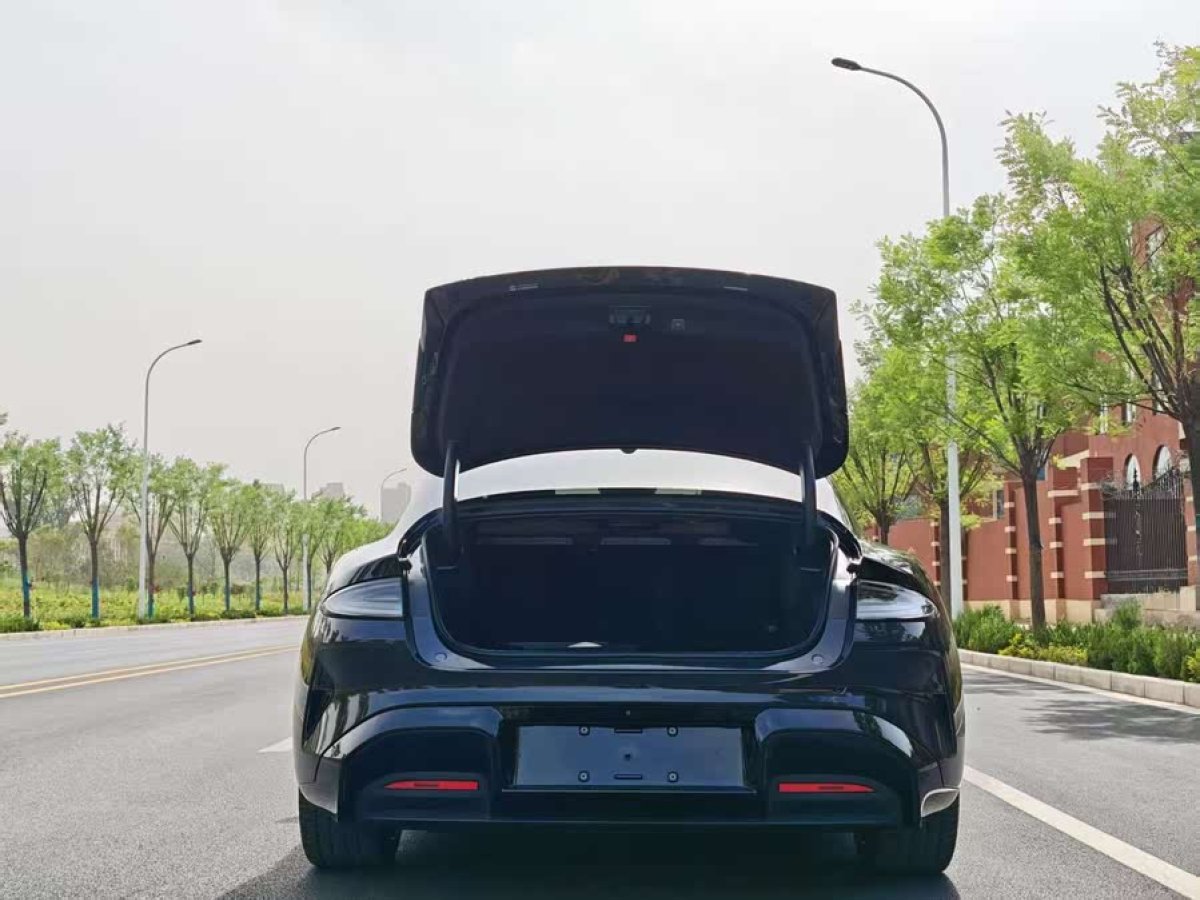 小米 小米SU7  2024款 700km 后驅(qū)長續(xù)航智駕版圖片