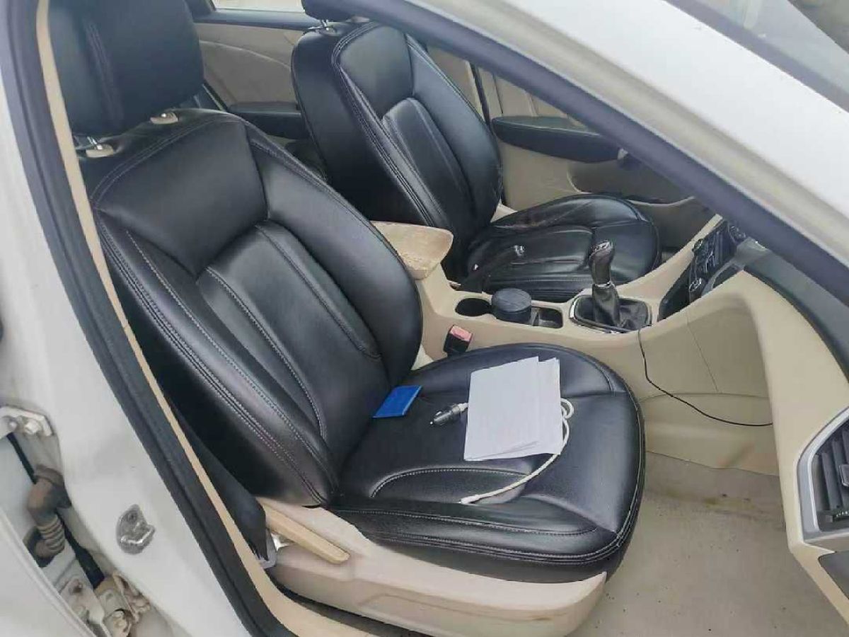 奇瑞 艾瑞澤7  2014款 1.6L 手動致誠版圖片