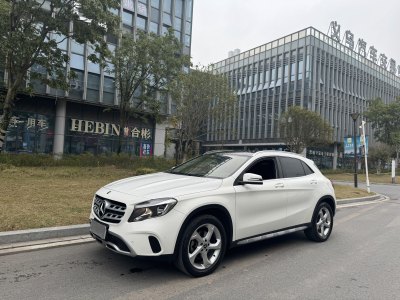 2017年8月 奔驰 奔驰GLA GLA 200 动感型图片